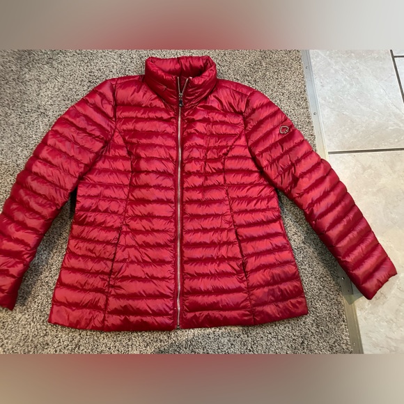 Kate Spade lightweight down packable red hooded puffer jacket Quilted down lined - Picture 2 of 9